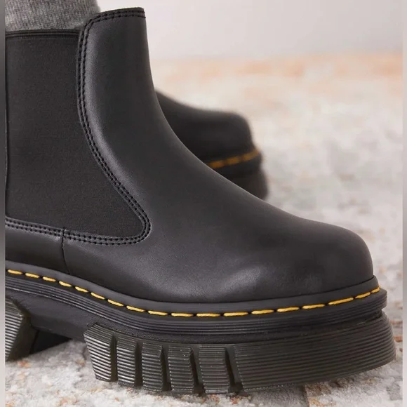 Dr. Martens x Free People Audrick Chelsea Platform 5 Black Smooth Nappa Leather